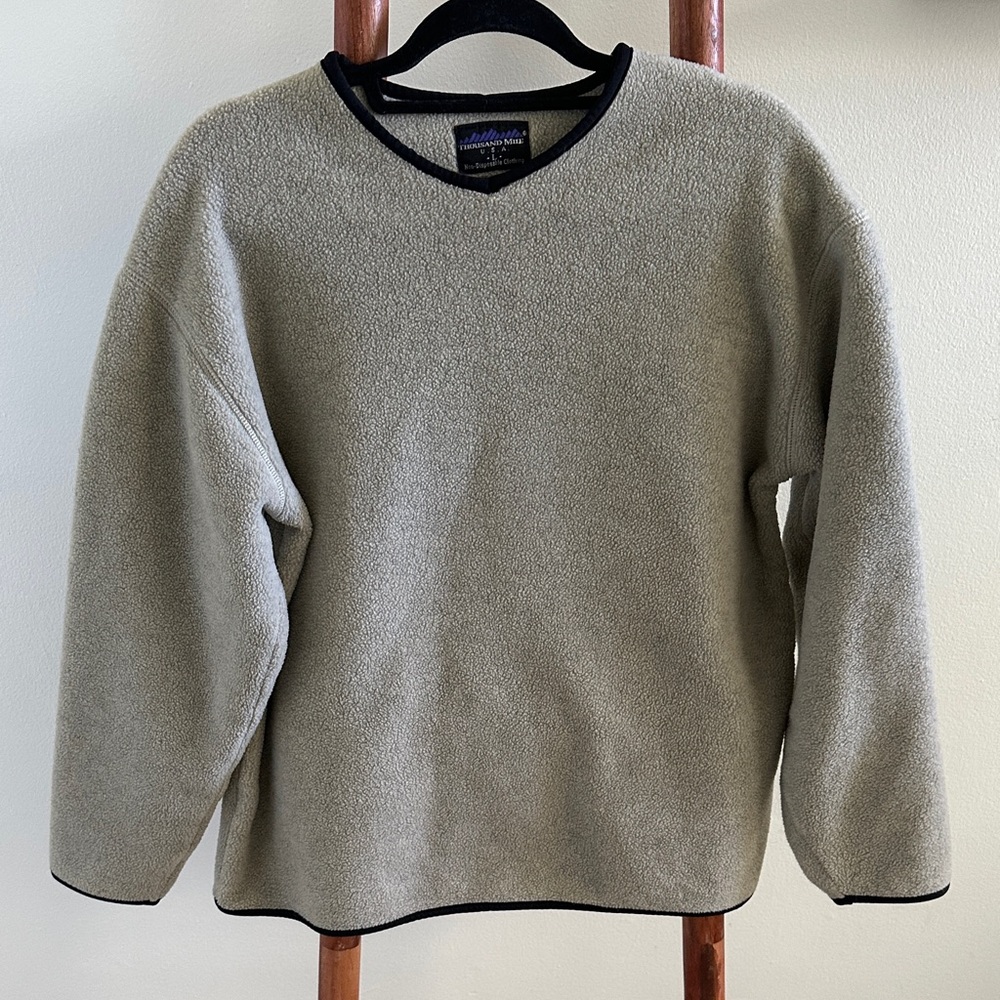 Cozy oversized vintage crew sweater